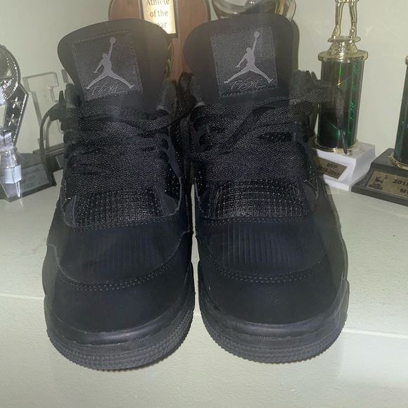 Jordan 4 Retro Black Cat (2020) - Picture 5 of 11
